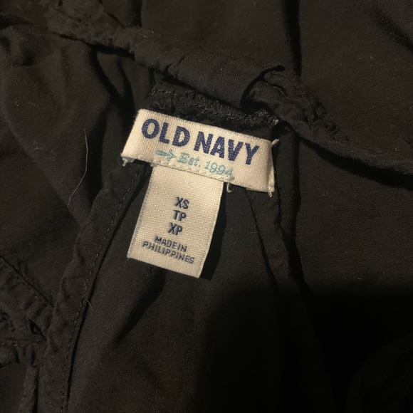 Women’s Old navy romper - Picture 4 of 4